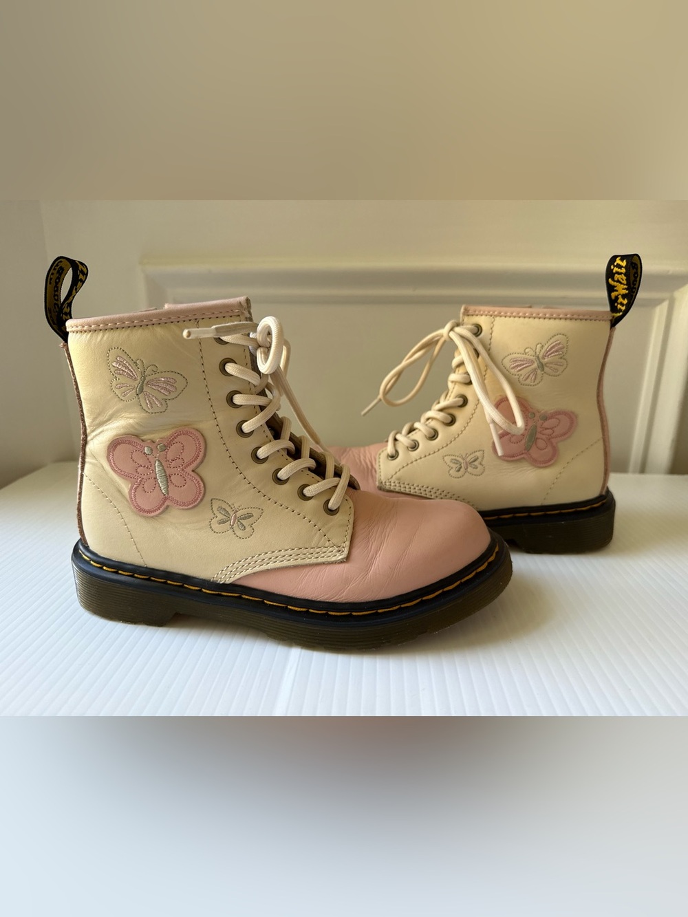 Dr. Martens Kids Butterfly Lace-Up Boots — Pink & Cream